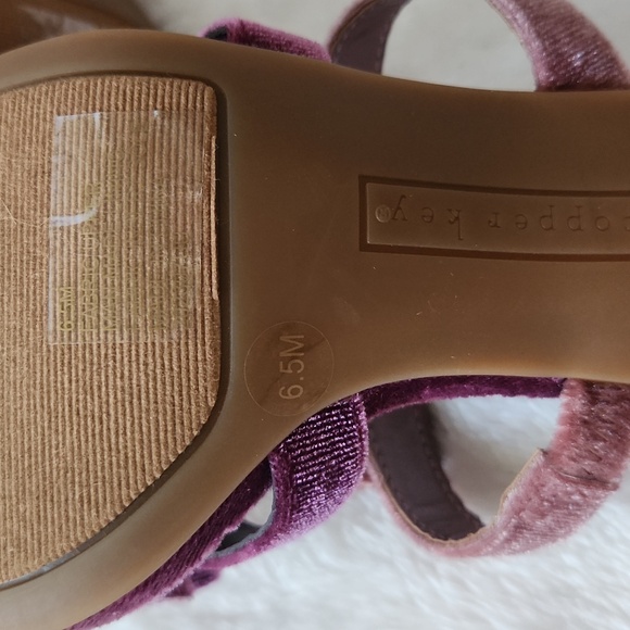 Copper Key Primrose Color Block Three Strap Bow Velvet Sandals SZ 6..5 NEW - Picture 5 of 9